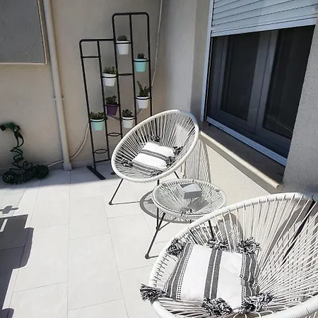 Balconya * Kavala
