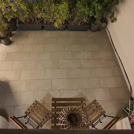 Balconya Apartment *
